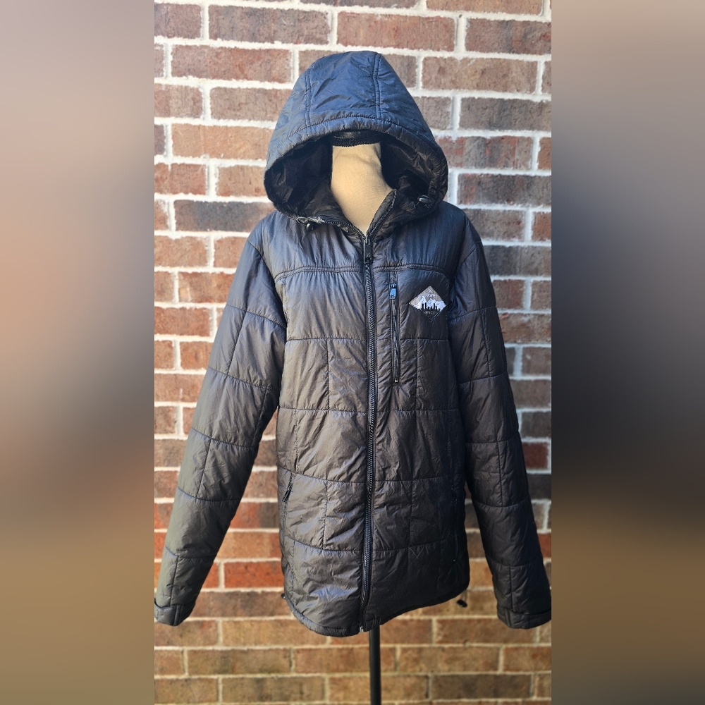 Colatree Puffer Jacket (Folds To Pillow) Size L - Picture 8 of 16
